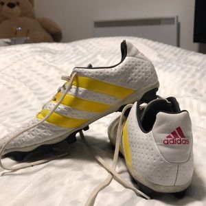 adidas soccer shoes